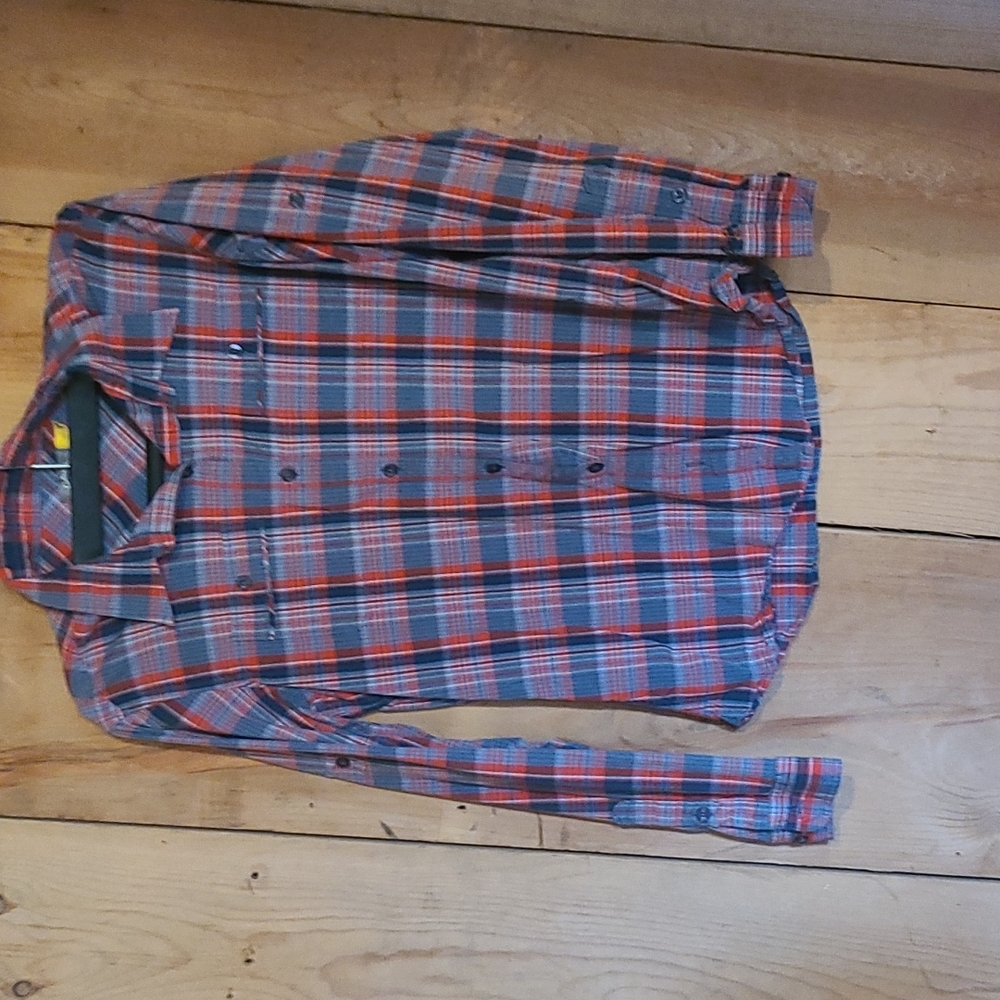 Cabela's women's buttond up shirt